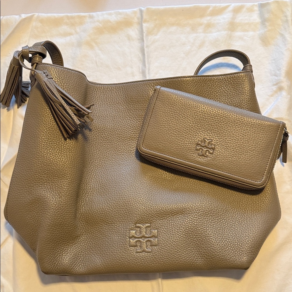 Tory Burch Taupe Leather Shoulder Bag with Pouch